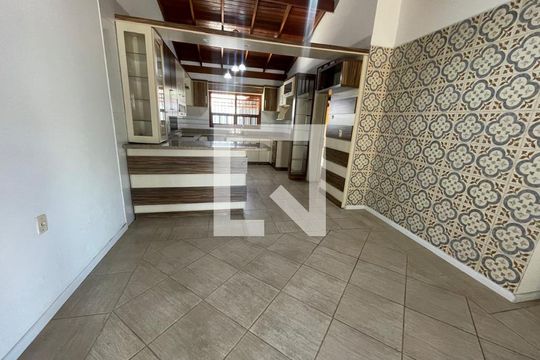 Casa para alugar com 3 quartos, 151m² em Campina, São Leopoldo
