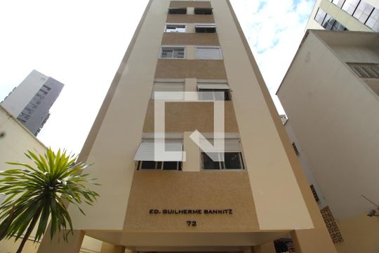 Fachada do Prédio de apartamento para alugar com 2 quartos, 70m² em Itaim Bibi, São Paulo
