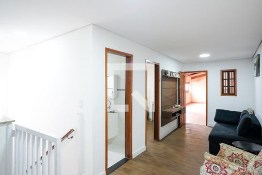 Sala de TV de casa à venda com 4 quartos, 295m² em Vila Palmares, São Caetano do Sul