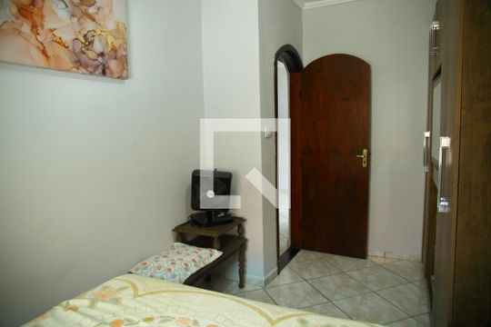 Quarto 2 de casa à venda com 3 quartos, 180m² em Bairro dos Casa, São Bernardo do Campo