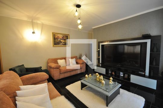 Sala de casa à venda com 4 quartos, 234m² em Vila Constança, São Paulo