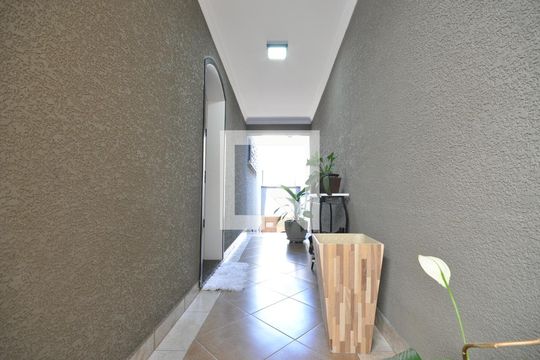 Hall de entrada de casa à venda com 4 quartos, 234m² em Vila Constança, São Paulo