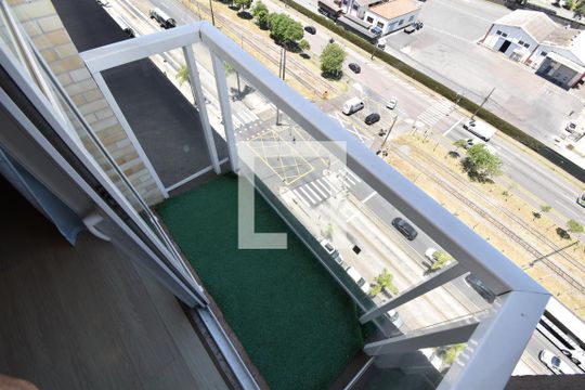 Sacada  de apartamento à venda com 1 quarto, 27m² em Cristo Rei, Curitiba