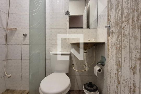 Banheiro de casa para alugar com 4 quartos, 329m² em Vila Curuçá, Santo André