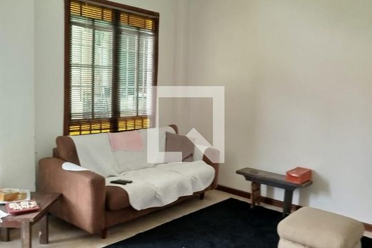 Casa à venda com 3 quartos, 360m² em Anil, Rio de Janeiro