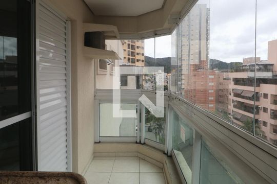 Varanda de apartamento para alugar com 4 quartos, 115m² em Jardim Virginia, Guarujá
