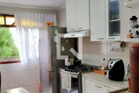Cozinha de casa à venda com 3 quartos, 133m² em Vila Antonieta, São Paulo