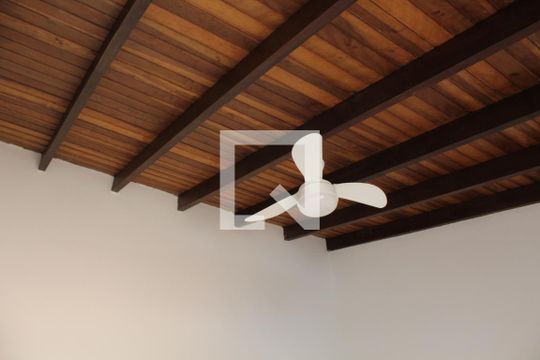 Quarto 1 de casa de condomínio para alugar com 2 quartos, 125m² em Parque Rincao, Cotia