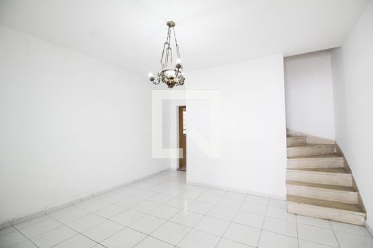 Sala de casa à venda com 3 quartos, 120m² em Vila Regente Feijó, São Paulo