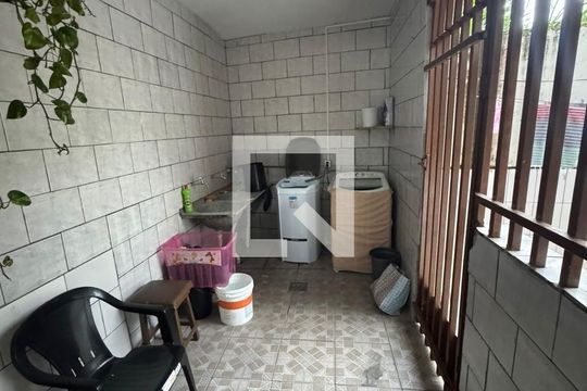 Casa à venda com 6 quartos, 200m² em Pindorama, Belo Horizonte