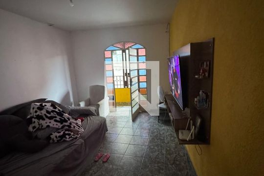 Casa à venda com 6 quartos, 200m² em Pindorama, Belo Horizonte