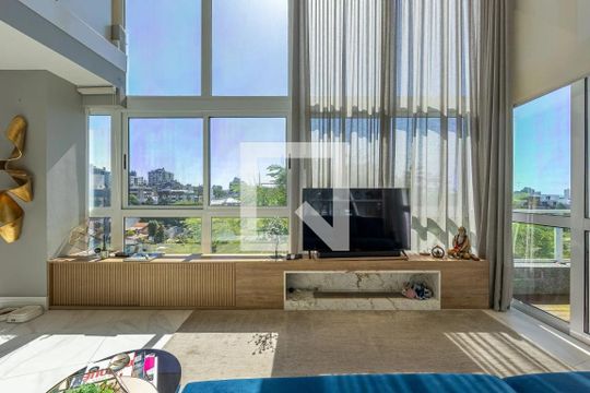 Sala de apartamento à venda com 1 quarto, 94m² em Auxiliadora, Porto Alegre