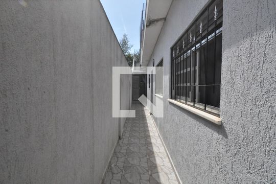 Quintal de casa à venda com 3 quartos, 110m² em Vila Guilherme, São Paulo
