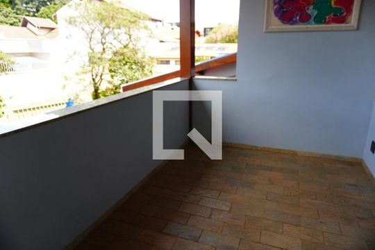 Área comum de casa para alugar com 4 quartos, 1000m² em Vila Frezzarin, Americana