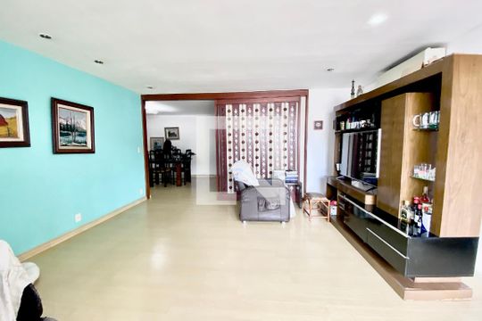 Sala  de apartamento à venda com 3 quartos, 190m² em Copacabana, Rio de Janeiro