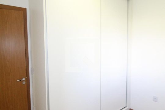 Quarto de apartamento para alugar com 2 quartos, 63m² em Colinas do Paratehy, São José dos Campos