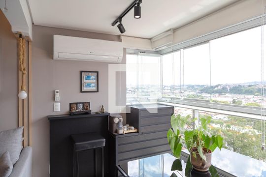 Apartamento para alugar com 2 quartos, 55m² em Vila Galvão, Guarulhos