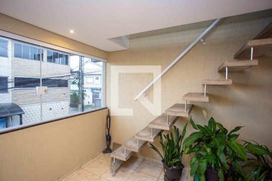 Varanda de casa à venda com 3 quartos, 190m² em Jardim Luso, São Paulo