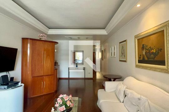 Sala de casa para alugar com 3 quartos, 256m² em Vila Madalena, São Paulo