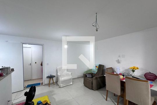 Sala de apartamento à venda com 2 quartos, 58m² em Vargem Grande, Rio de Janeiro