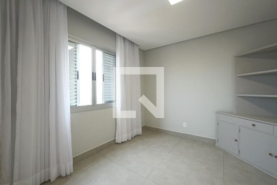 Quarto de apartamento para alugar com 2 quartos, 89m² em Vila Mariana, São Paulo
