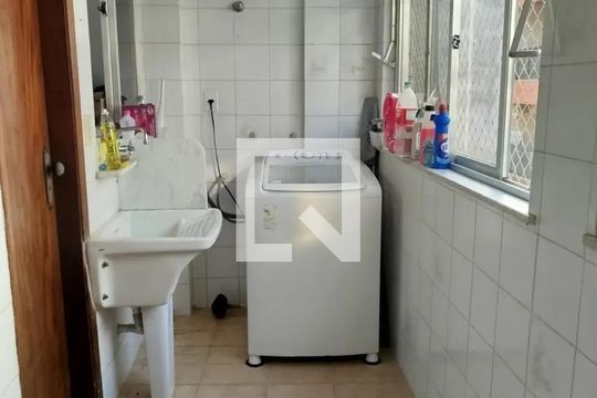 Banheiro de apartamento à venda com 3 quartos, 104m² em Vila Kosmos, Rio de Janeiro