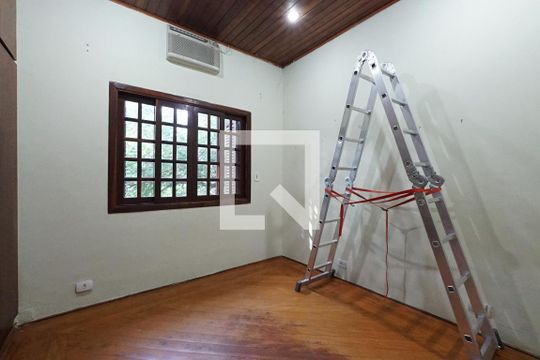 Quarto 2 de casa para alugar com 3 quartos, 140m² em Vila Mariana, São Paulo