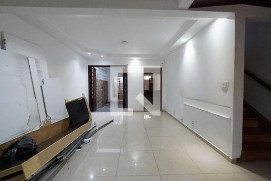 Sala de casa para alugar com 3 quartos, 140m² em Vila Mariana, São Paulo