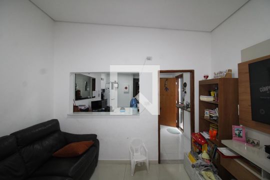 Sala de casa à venda com 2 quartos, 80m² em Vila Vitorio Mazzei, São Paulo