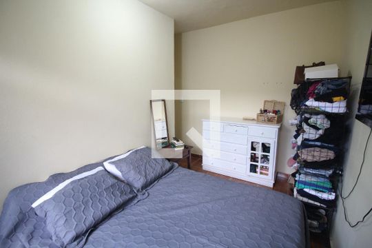 Quarto 1 de casa à venda com 3 quartos, 390m² em Industrial, Contagem