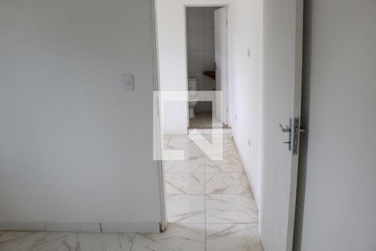 Quarto 1 de kitnet/studio para alugar com 1 quarto, 30m² em Parque Mirante da Mata, Cotia