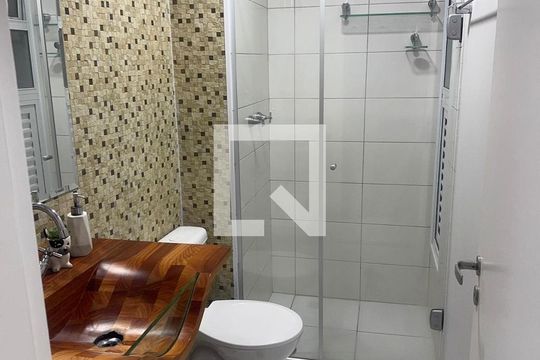 Banheiro de apartamento à venda com 2 quartos, 79m² em Jardim Ermida I, Jundiaí