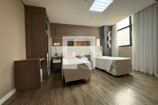 Apartamento à venda com 2 quartos, 80m² em Coracao de Jesus, Belo Horizonte