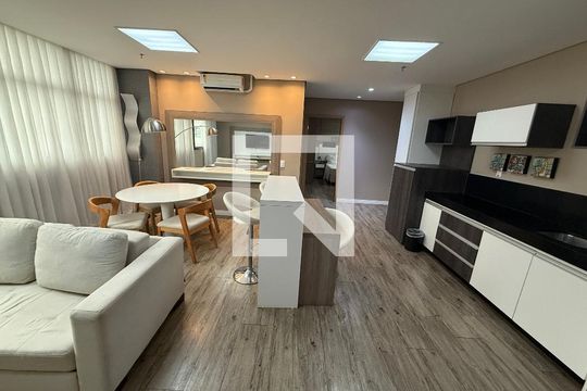 Apartamento à venda com 2 quartos, 80m² em Coracao de Jesus, Belo Horizonte