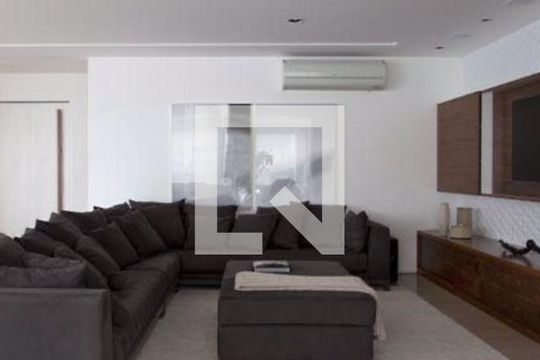 Sala de apartamento para alugar com 4 quartos, 404m² em Pacaembu, São Paulo