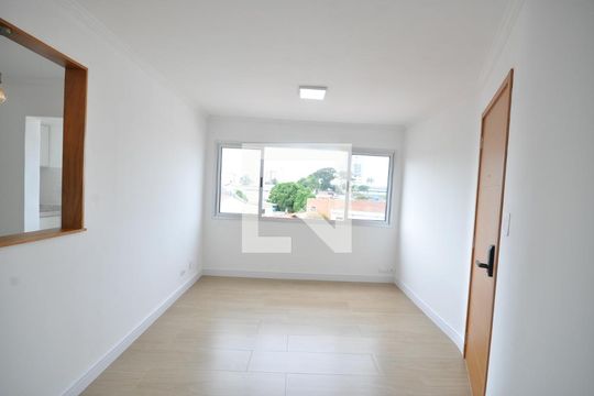 Sala de apartamento para alugar com 2 quartos, 74m² em Vila Bancaria Munhoz, São Paulo