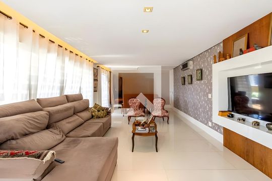 Apartamento para alugar com 4 quartos, 316m² em Vila Romana, São Paulo
