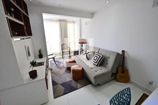 Apartamento para alugar com 1 quarto, 45m² em Setor Bueno, Goiânia