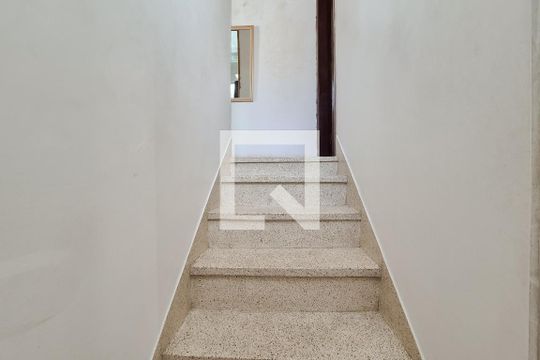 corredor de casa à venda com 2 quartos, 155m² em Vila Suzi, São Bernardo do Campo