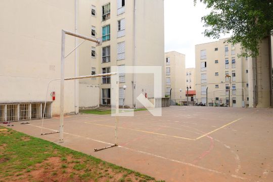 Área comum - Quadra de apartamento para alugar com 2 quartos, 58m² em Conjunto Residencial José Bonifácio, São Paulo