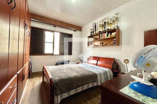 Suite de casa à venda com 3 quartos, 250m² em Jabaquara, São Paulo