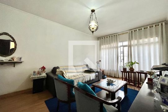 Sala de casa à venda com 3 quartos, 250m² em Jabaquara, São Paulo