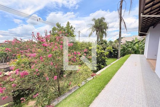 Quintal de casa de condomínio à venda com 4 quartos, 300m² em Jardim Caxambu, Jundiaí