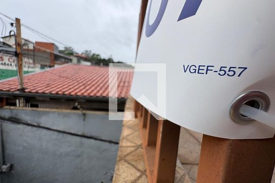 Plaquinha instalada COD VGEF-557 de casa à venda com 3 quartos, 638m² em Parque Centenário, Jundiaí