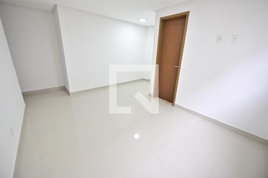 Apartamento para alugar com 2 quartos, 60m² em Vila Rosa, Goiânia
