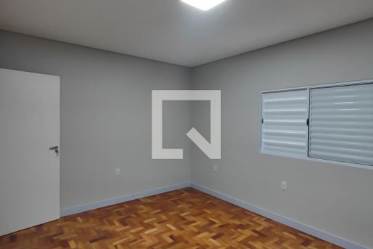 Quarto 1 de casa à venda com 3 quartos, 160m² em Osvaldo Cruz, São Caetano do Sul