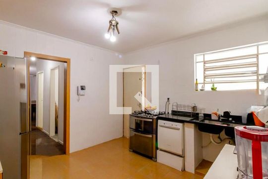 Cozinha de casa à venda com 3 quartos, 185m² em Jardim Santa Emilia, São Paulo