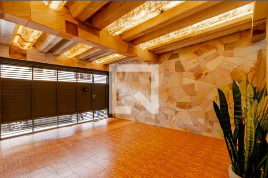 garagem de casa à venda com 3 quartos, 185m² em Jardim Santa Emilia, São Paulo