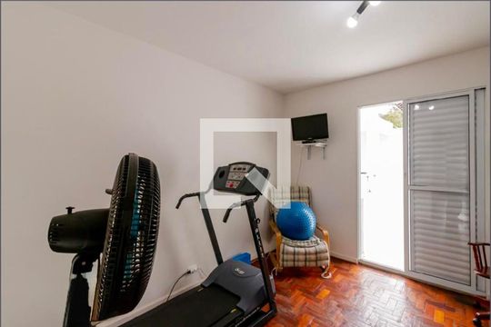 Quarto de casa à venda com 3 quartos, 185m² em Jardim Santa Emilia, São Paulo