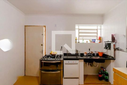 Cozinha de casa à venda com 3 quartos, 185m² em Jardim Santa Emilia, São Paulo